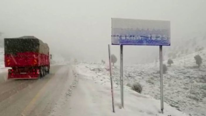 Mevsimler değişiyor mu? Antalya’ya Nisan ayının sonunda kar yağdı!