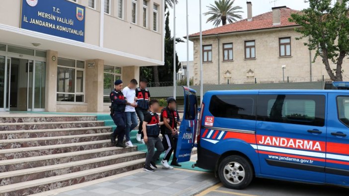 Mersin'de 8 bin 340 adet uyuşturucu hap ele geçirildi