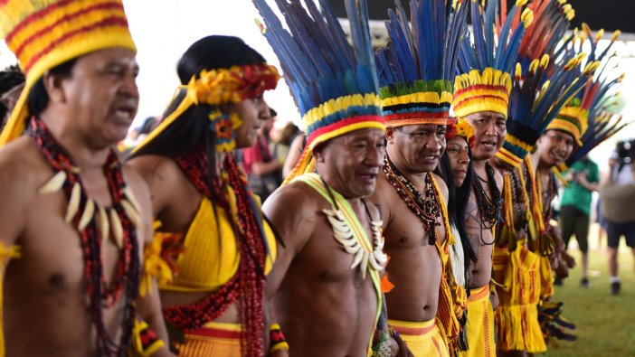Brezilya'da yerliler 19. Terra Livre Yerli Kampı'nda buluştu