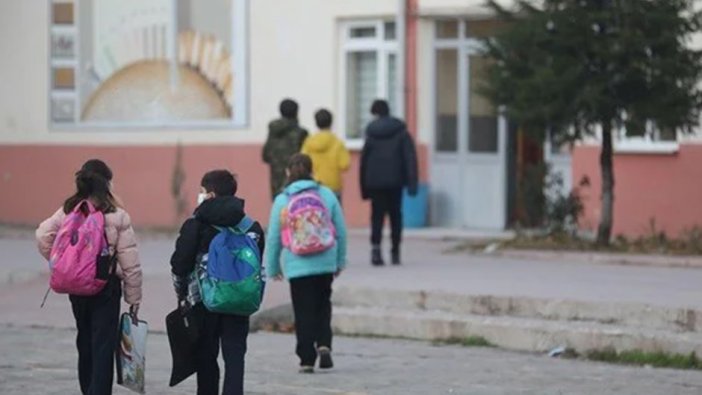 Bakan Özer açıkladı: Nakil kaç öğrenci geri döndü?