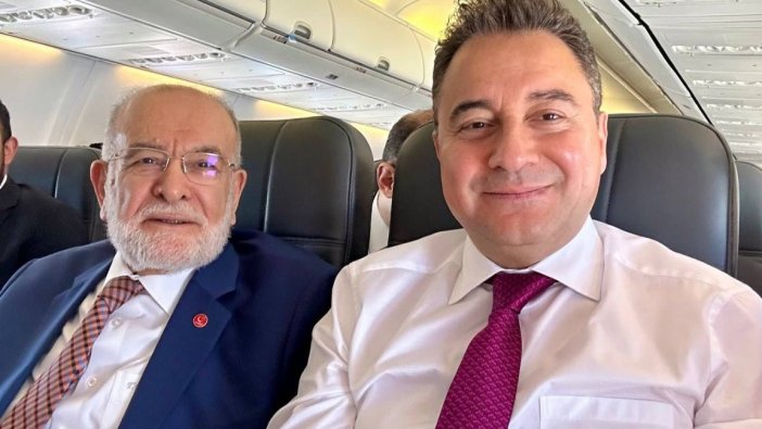 Babacan’dan miting yolunda paylaşım: Geliyoruz İzmir!