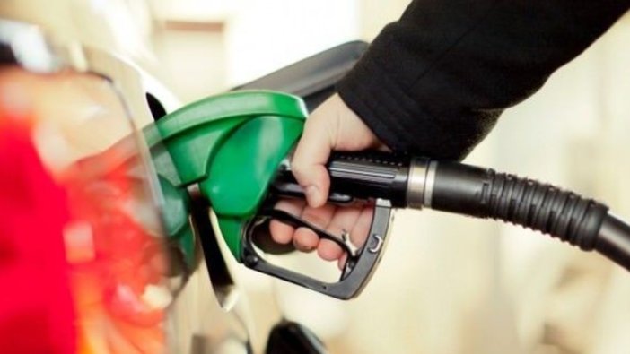 Akaryakıt fiyatları yeniden değişiyor: Gelecek indirim sonrası yeni fiyatlar belli oldu