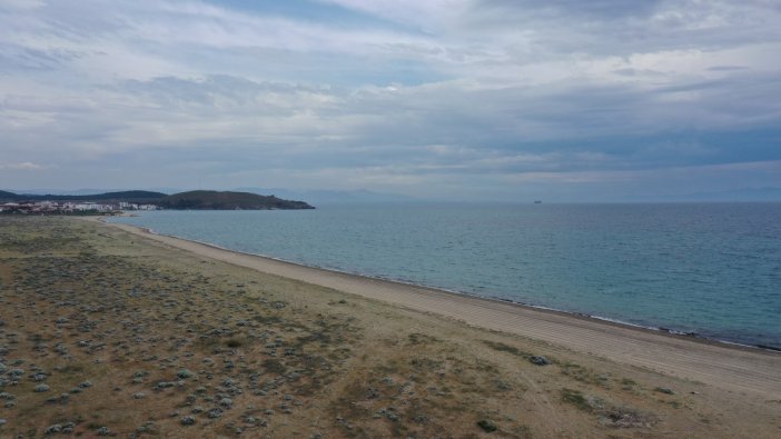 Ayvalık’ta göçmenlerin bulunduğu tekne battı