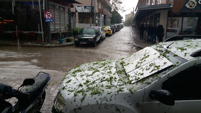 Çanakkale’de dolu yağışı!