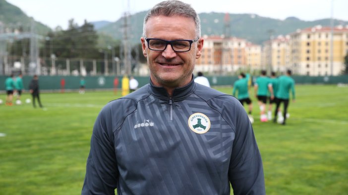 Giresunspor'un yeni Teknik Direktör İrfan Buz ilk antrenmanına çıktı