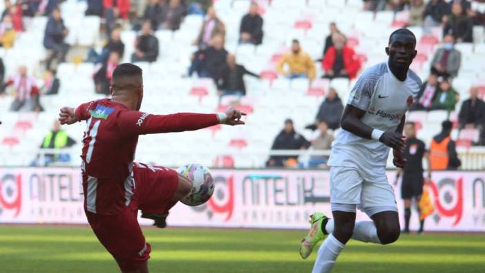 Sivasspor, Süper Lig’de 5. beraberliğini aldı