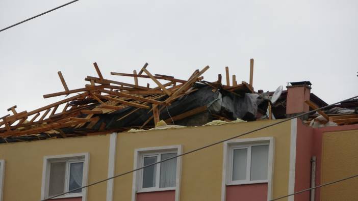 Sakarya'da olumsuz hava koşulları nedeniyle denize girmek yasaklandı