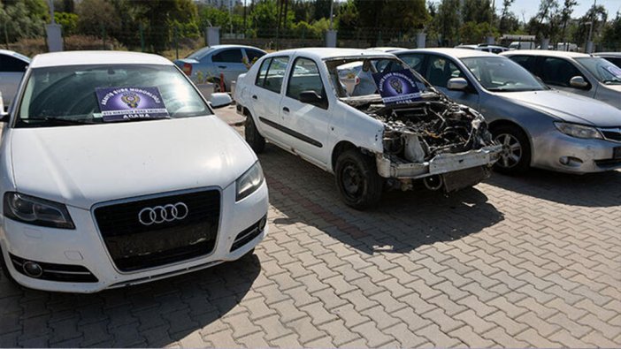 Hurda otomobillerin şasi numaralarını değiştiren şebekeye baskın