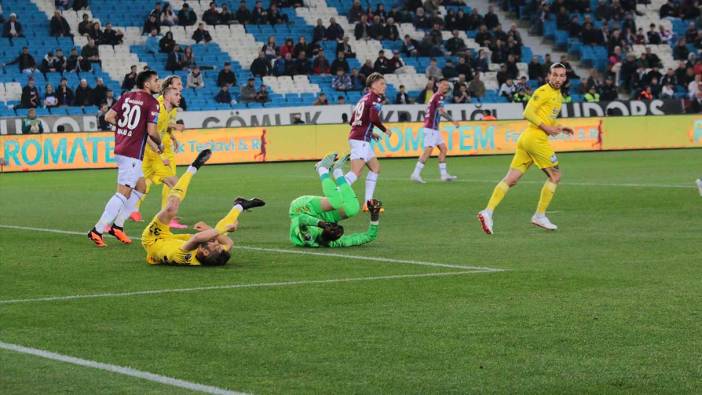 Bjelica siftahı yaptı, Trabzon 2 golle güldü