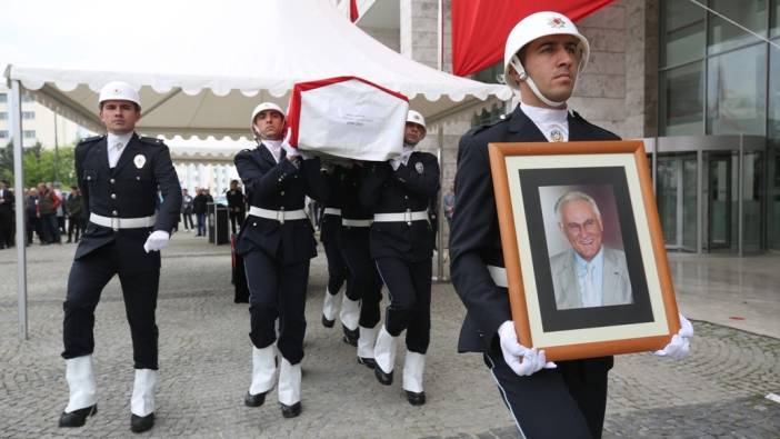 Eski milletvekili Abdullah Özer, son yolculuğuna uğurlandı