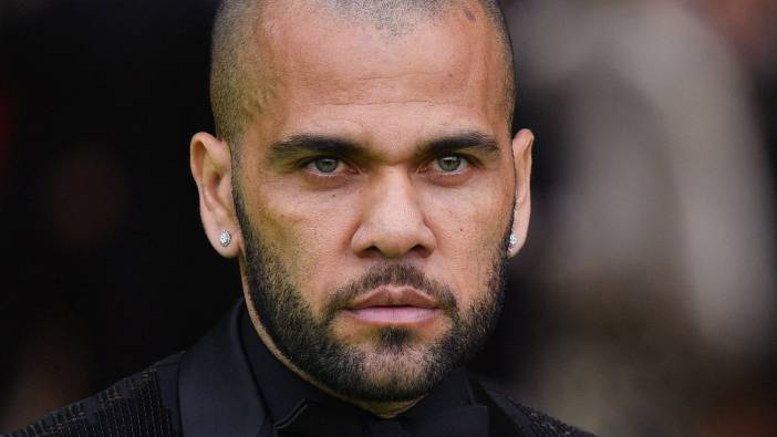 Cinsel saldırı nedeniyle suçlanan Dani Alves'in tutukluluğu devam edecek