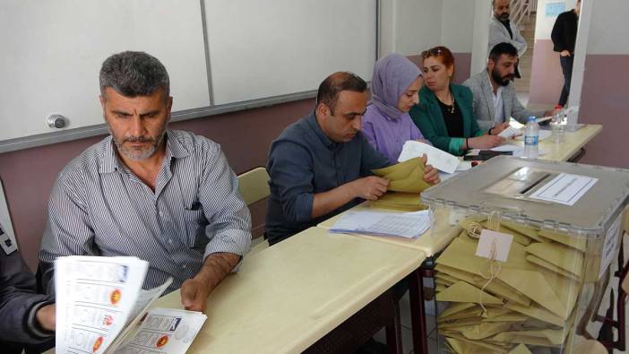 Bitlis’te yapılan seçimlerde iki parti meclise girdi