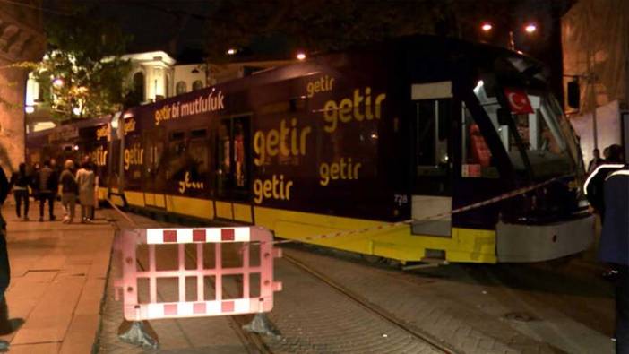 Gülhane'de tramvay raydan çıktı!