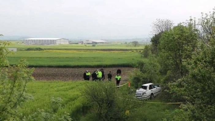 Ailesi haber alamıyordu! Tarlada aracıyla bulundu