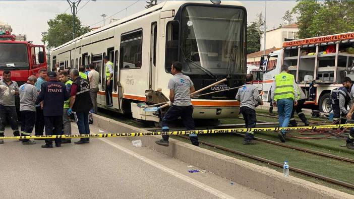 Çöp atmaya çıkmıştı; tramvayın altında kaldı