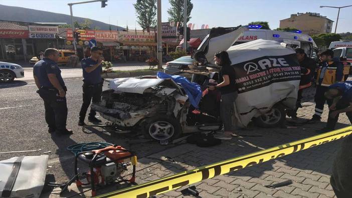 Malatya’da feci kaza: Freni patlayan tır kırmızı ışıkta bekleyen araçların arasına daldı