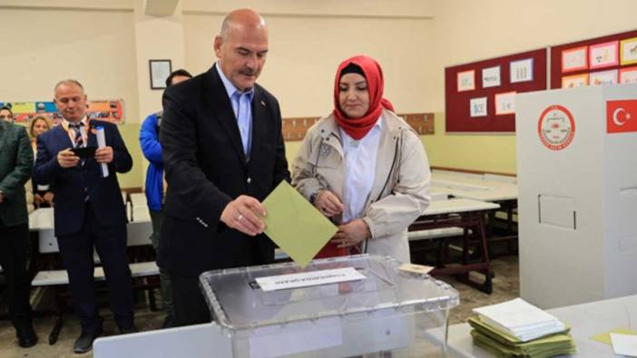 Bakan Soylu Gaziosmanpaşa'da oy kullandı