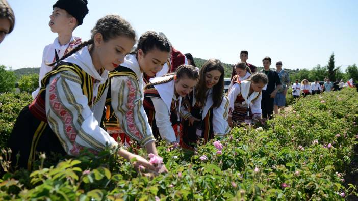 Isparta’da gül festivali