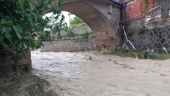 Beypazarı'nda sağanak etkili oldu