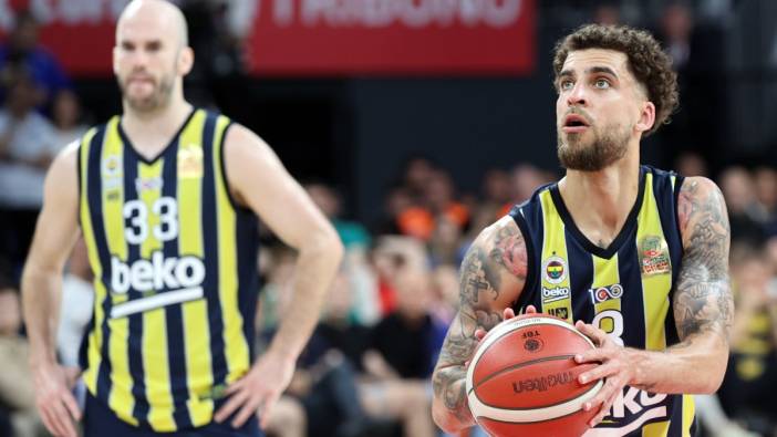 Fenerbahçe'den Anadolu Efes maçı hakemlerine tepki