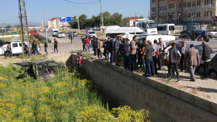 Muş'ta trafik kazası: 6'sı öğrenci 9 yaralı