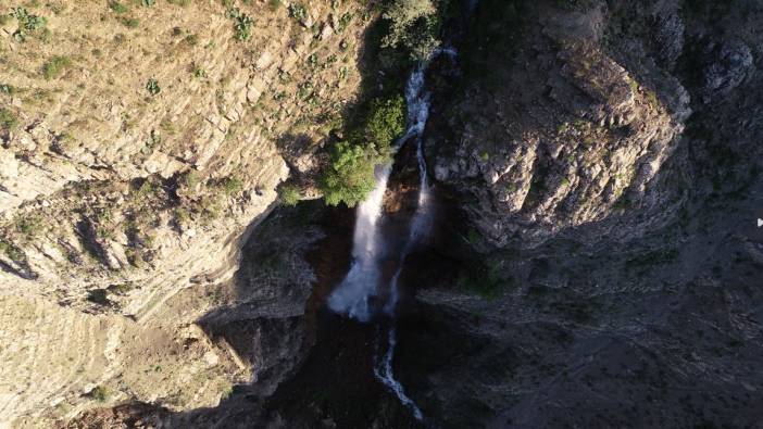 Bu şelaleye ulaşım çok zor: Tam 30 metre!