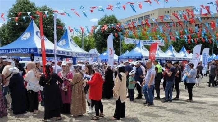 Kan bağışı karşılığında ayakkabı hediye edildi!