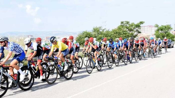 "Road Race Kırıkkale 2.2" bisiklet yarışları sürüyor