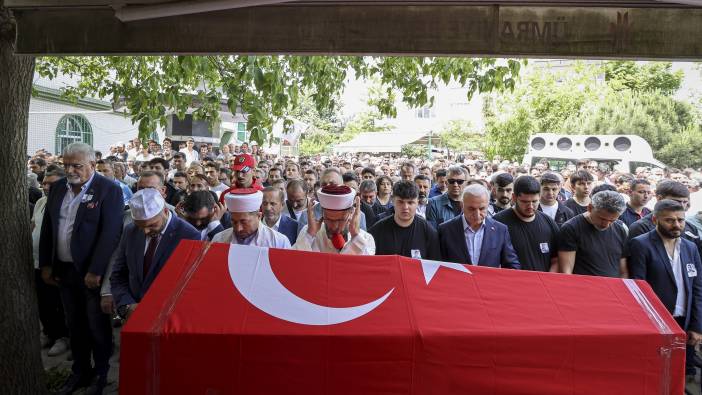 Şehit itfaiyeci son yolculuğuna uğurlandı