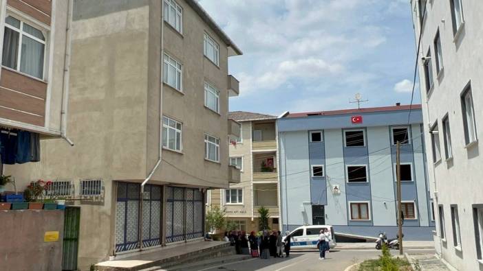 Kocaeli'de feci iş kazası: Cam silerken 4. kattan düştü