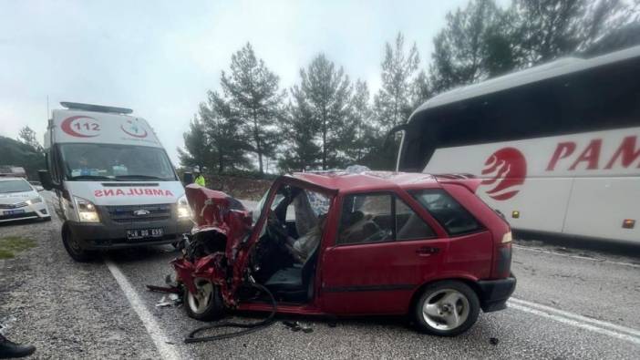 Muğla'da otobüsle otomobil çarpıştı: 2 ölü