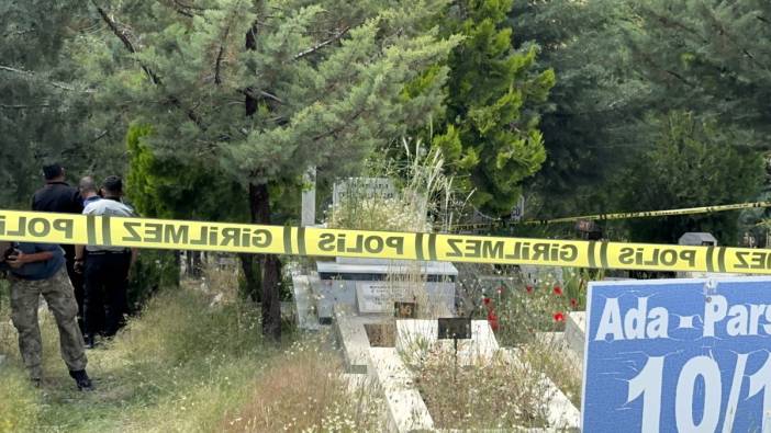 24 yıl önce ölen kardeşinin mezarı başında canına kıydı