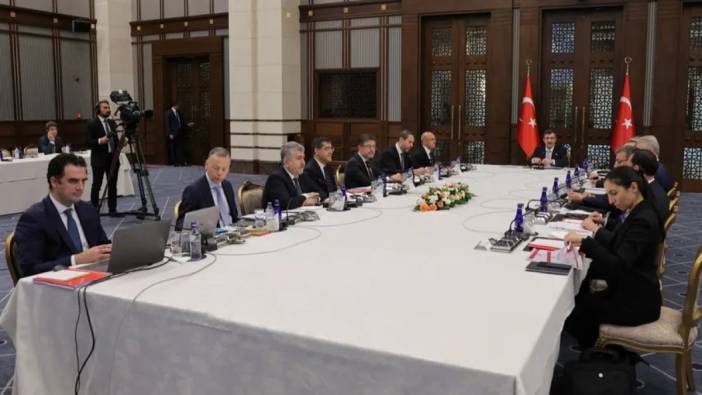 Beştepe'de ekonomi zirvesi: Yapısal reformlara dikkat çekildi