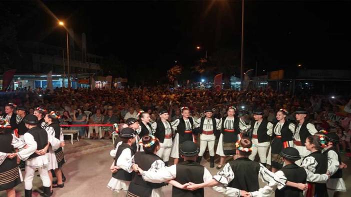 Bu yıl sekizincisi düzenlenen Ayvalık Deniz-Kum-Güneş ve Halk Dansları Festivali başlıyor