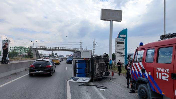 Yalova'da otomobille minibüs çarpıştı: 9 yaralı!