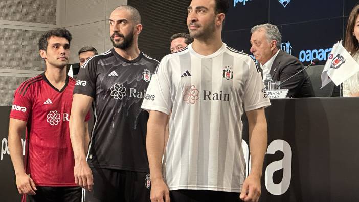 Beşiktaş’ın yeni sezon formaları tanıtıldı