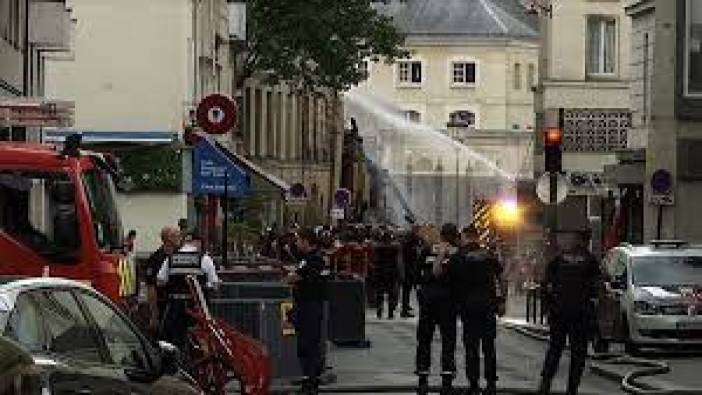 Paris'te gaz kaçağı kaynaklı patlamada 24 kişi yaralandı