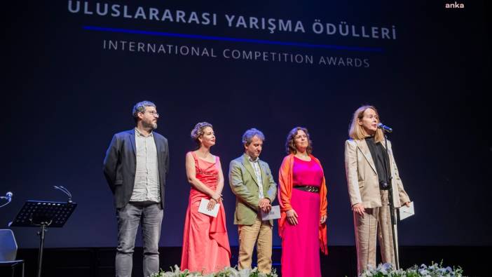 3. İzmir Uluslararası Film Ve Müzik Festivali'nde ödüller sahiplerini buldu