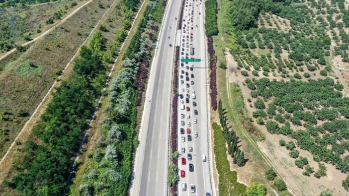 Anadolu Otoyolu'nun Kocaeli geçişinde bağlantı yolu çalışması başlatıldı