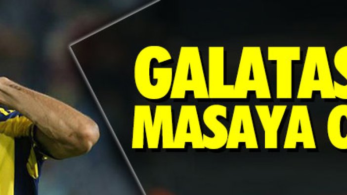 Galatasaray Mehmet Topal'la masaya oturuyor