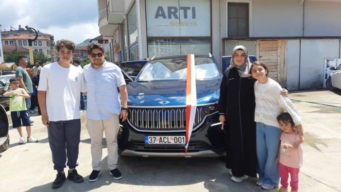 Kastamonu'da ilk Togg sahibine teslim edildi