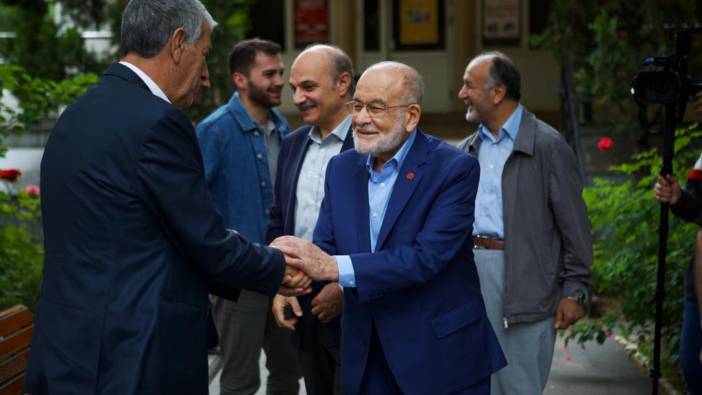 Temel Karamollaoğlu, bayram namazını Ankara'da kıldı