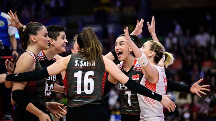 A Milli Kadın Voleybol Takımı, Japonya’ya 3-2 mağlup oldu