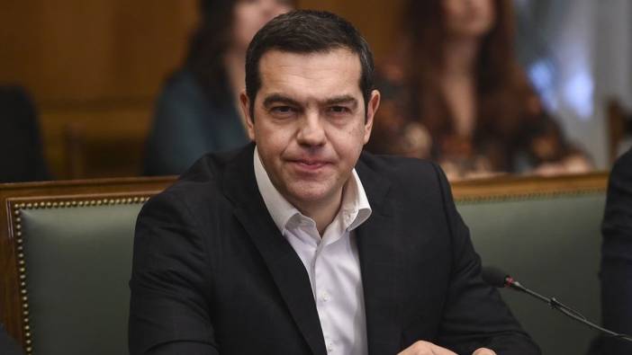 SYRIZA'nın Lideri Aleksis Çipras, seçim yenilgisini kabul ederek istifa etti