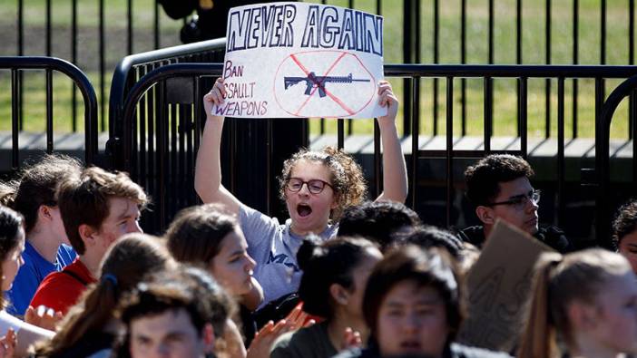 ABD’de okulda 17 kişinin öldürüldüğü saldırıda güvenlik görevlisi suçsuz bulundu