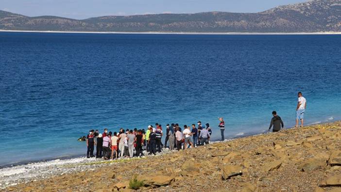 Salda Gölü'ne giren 13 yaşındaki çocuk boğuldu