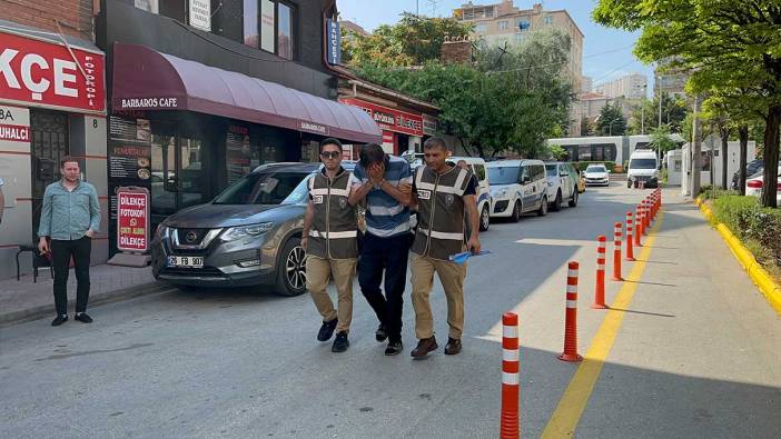 Minibüsün arkasına at bağlayan sürücü adliyeye sevk edildi!