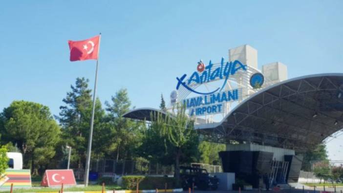 Antalya'ya hava yoluyla gelen turist sayısında rekor seviye!