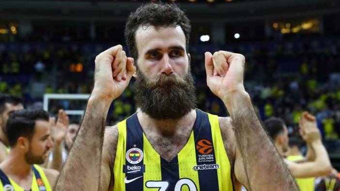 Fenerbahçe'de iz bırakanlar arasında yer alan Datome'den emeklilik kararı