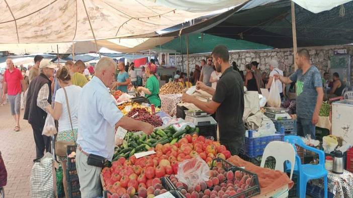 Fethiye'de meyve fiyatları cep yakıyor